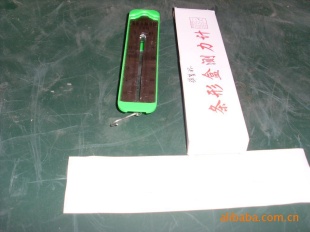条形盒测力计主要用于学生物理课上测力之用。