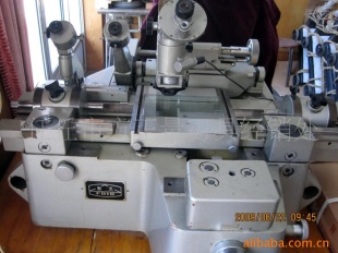 供应二手（上海，新天）工具显微镜