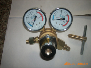 供应YQY-370-1氧气减压器氮气氢气减压器