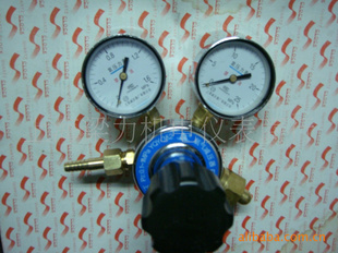 YQY-352 上海减压器厂（呼吸机用）