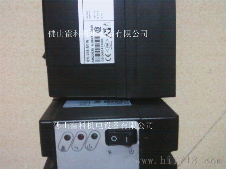 IES258..K自动烧嘴控制器 IES258 用于控制烧嘴的点火和火焰监测, 可控制带动助燃风的烧嘴也可控 制大气烧嘴, 单阀门控制, 也可用于不用吹扫或吹扫由其它控制系统控制的系统 中。 产品型号:IES258-5/1W,IES258-5/1W.K 1.可控制任何功率燃气烧嘴的点火(点火功率不大于350KW ) 2.