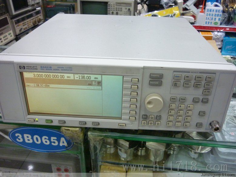 E4421B信号发生器