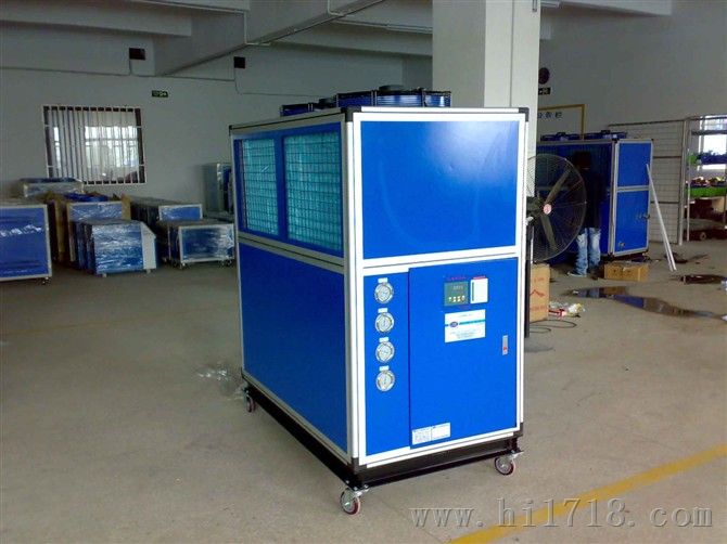 冷冻机(工业冷冻机生产厂家、深圳冰水机厂价直销)