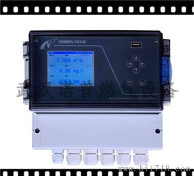 多参数控制器可同时测PH值，溶解氧，电导率，浊度，余氯，温度等