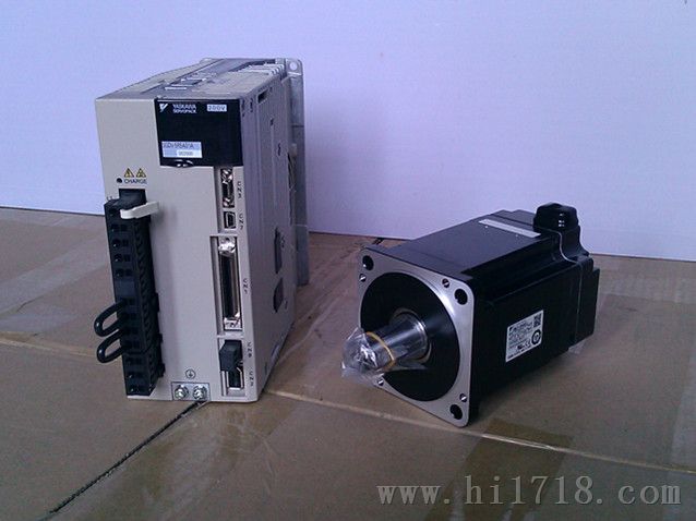 安川SGMJV-04ADD6E+SGDV-2R8A01A002000小功率伺服电机