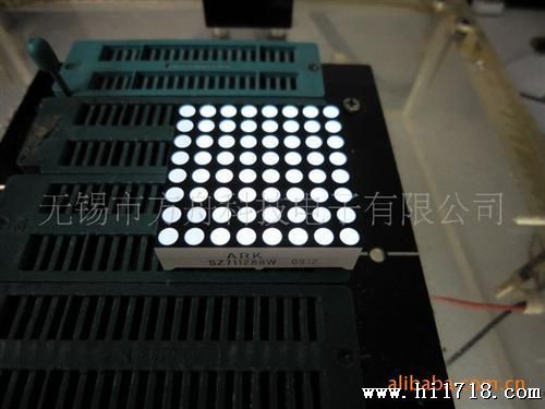 厂家直供LED系列产品—双色点阵管8*8点阵