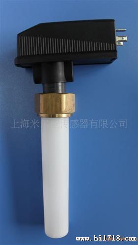 冷凝器排水泵装置中的水位传感器