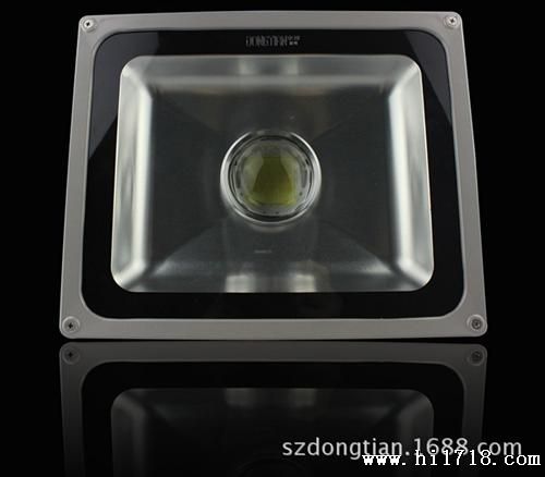 生产销售经济型LED工矿灯50W带透镜户外水广告射灯质保两年