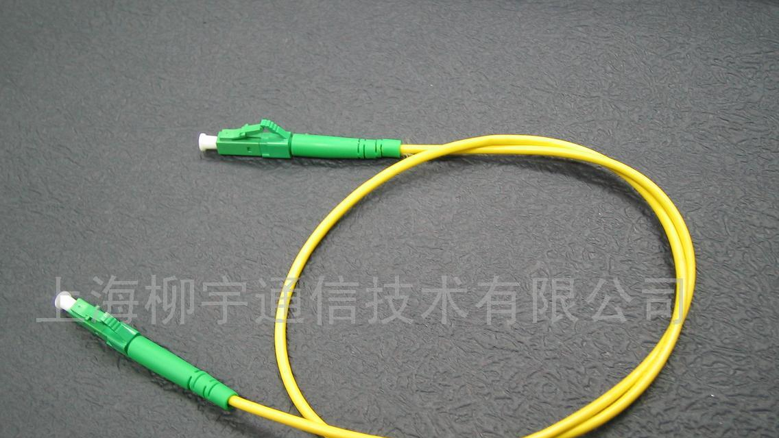 供应ＬＣ／ＡＰＣ光纤连接器
