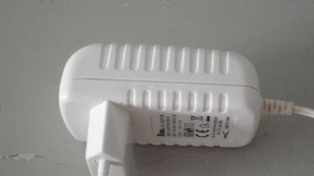 供应环保(ROHS)电源适配器
