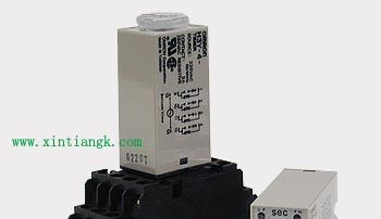 OMRON H3YN-2 220V 时间继电器