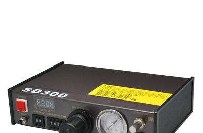 供应智能全自动高精度点胶机SD300