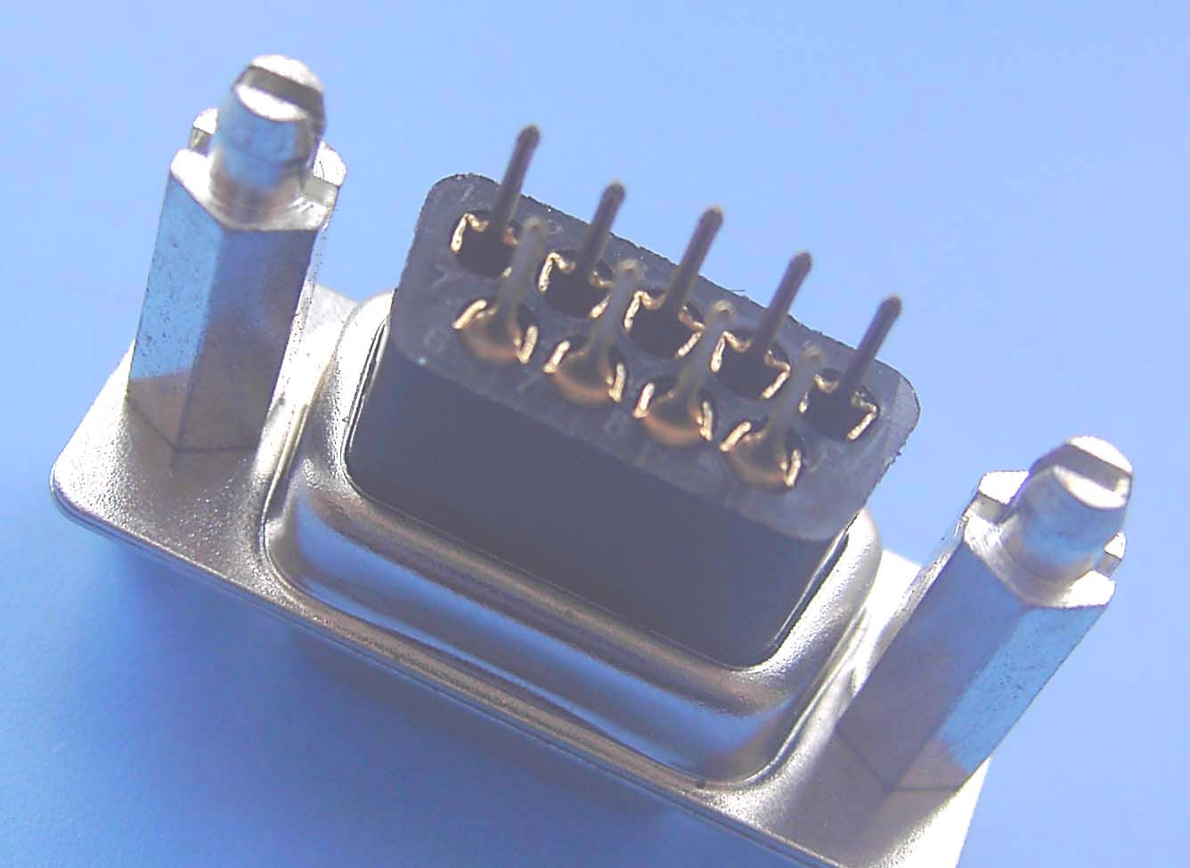 DSUB 胶芯加高 电脑连接器