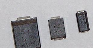 供应贴片肖特基二极管，SS22，SK22，SS26，SK26