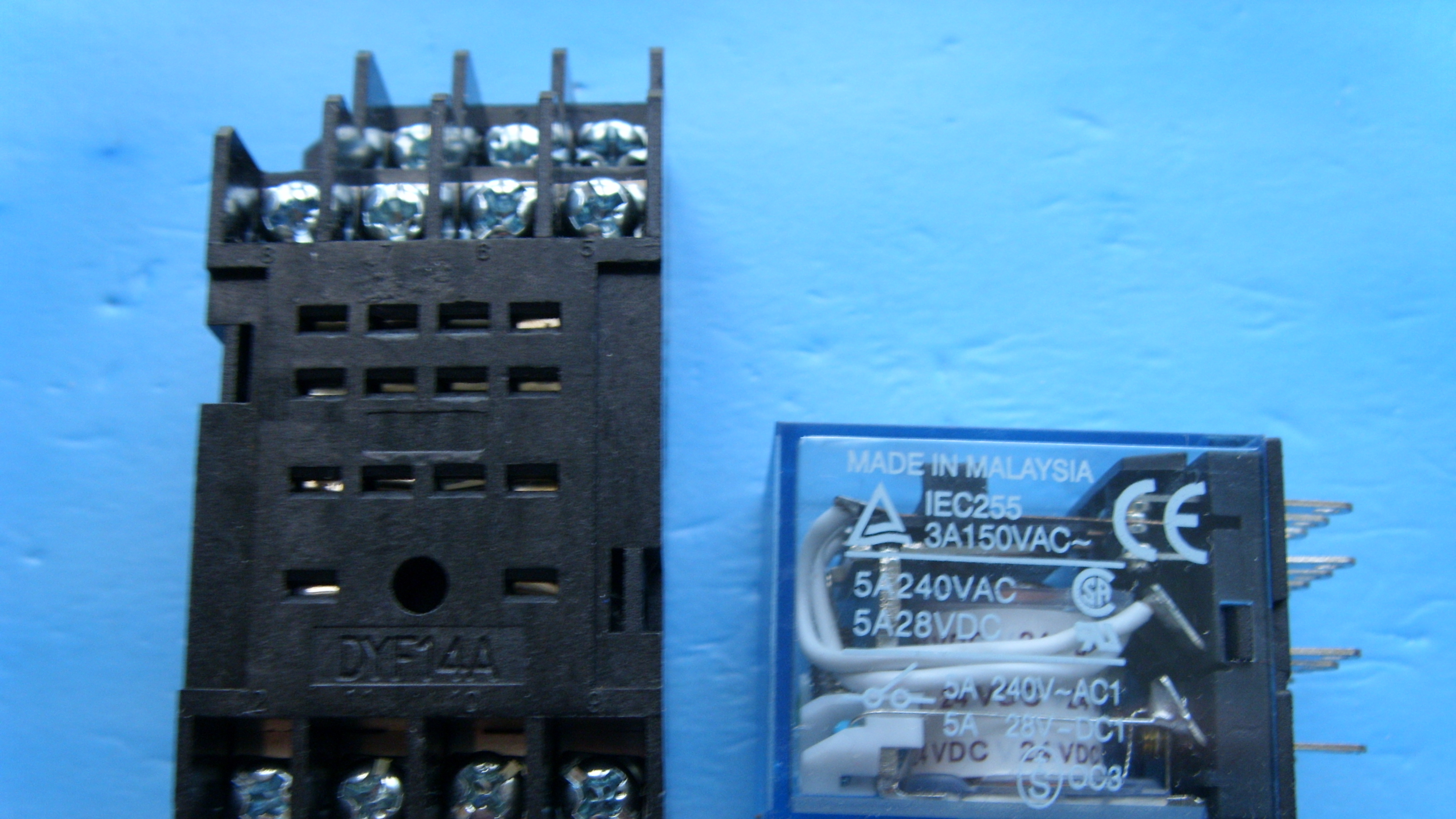 供应MY4NJ-DC24V继电器+座