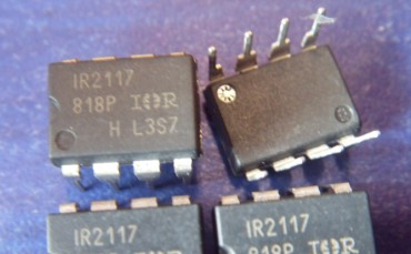供应单通道MOSFET或IGBT栅极驱动器集成电路IR2117