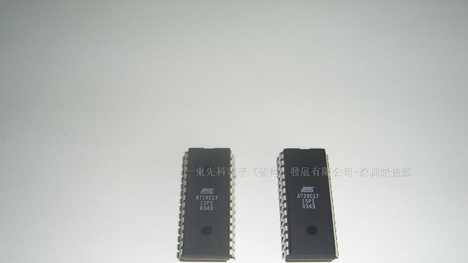 供应FLASH EEPROM存储器IC，AT28C17-15PI
