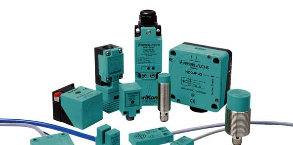 供应特价现货NBN8-18GM50-E2接近开关