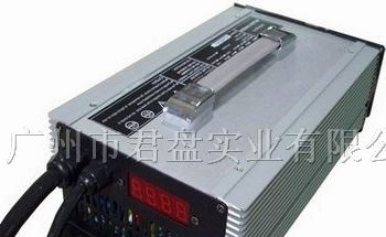 供应充电机(功率1500W适用高尔夫球车,观光车)
