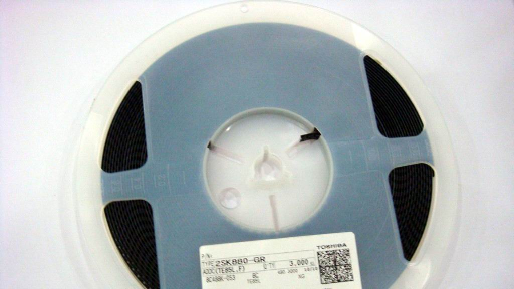 供应低噪声放大三极管 2SK880-GR