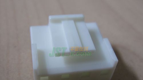 供应JST连接器 VHR-4M 供应现货