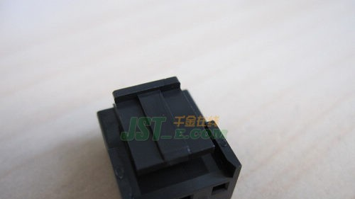供应JST连接器 VHR-3N-BK 现货