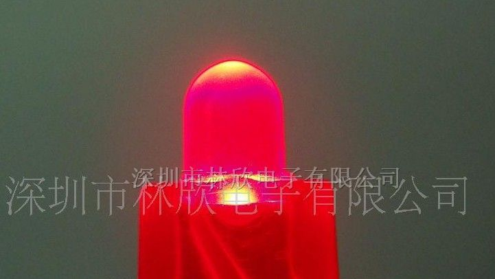 供应2.0圆头红短脚LED发光二极管