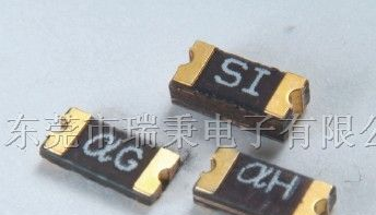 SMD1206/0.05A/0.1A/.....1.5A/2A自恢复保险丝