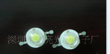 供应1W,3W白色大功率LED灯珠