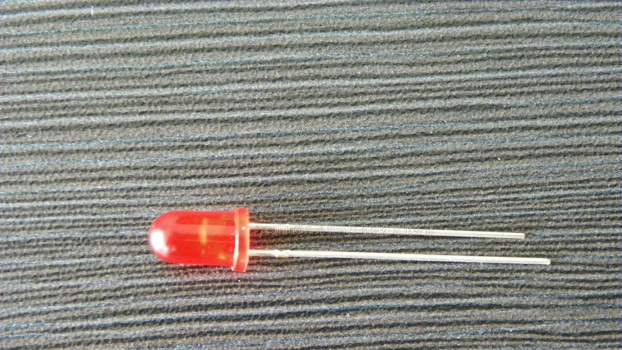供应5mm圆头红发红LED发光二极管