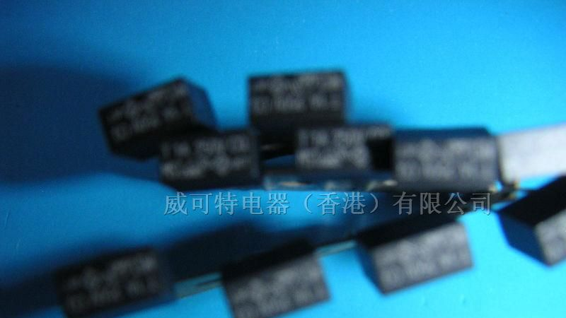 供应众多认证MST方型慢断微型保险丝