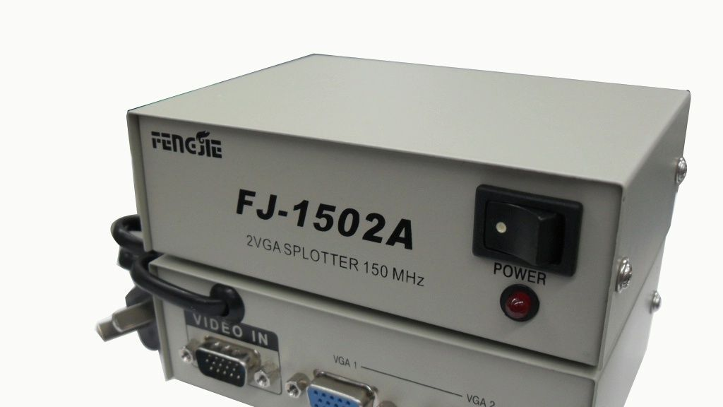 供应VGA分频器 150MHZ 1拖2