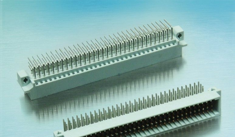 生产批发C型弯公焊接型DIN41612欧式连接器