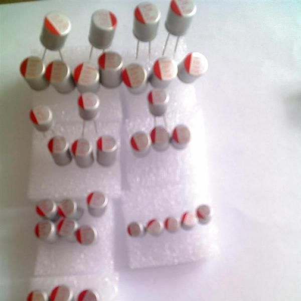 导电高分子型固态电容器