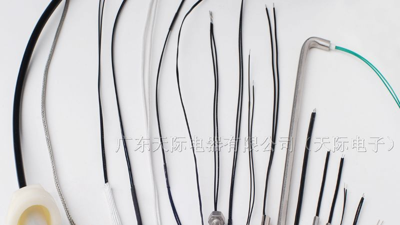 供应温度传感器 (壳体封装)