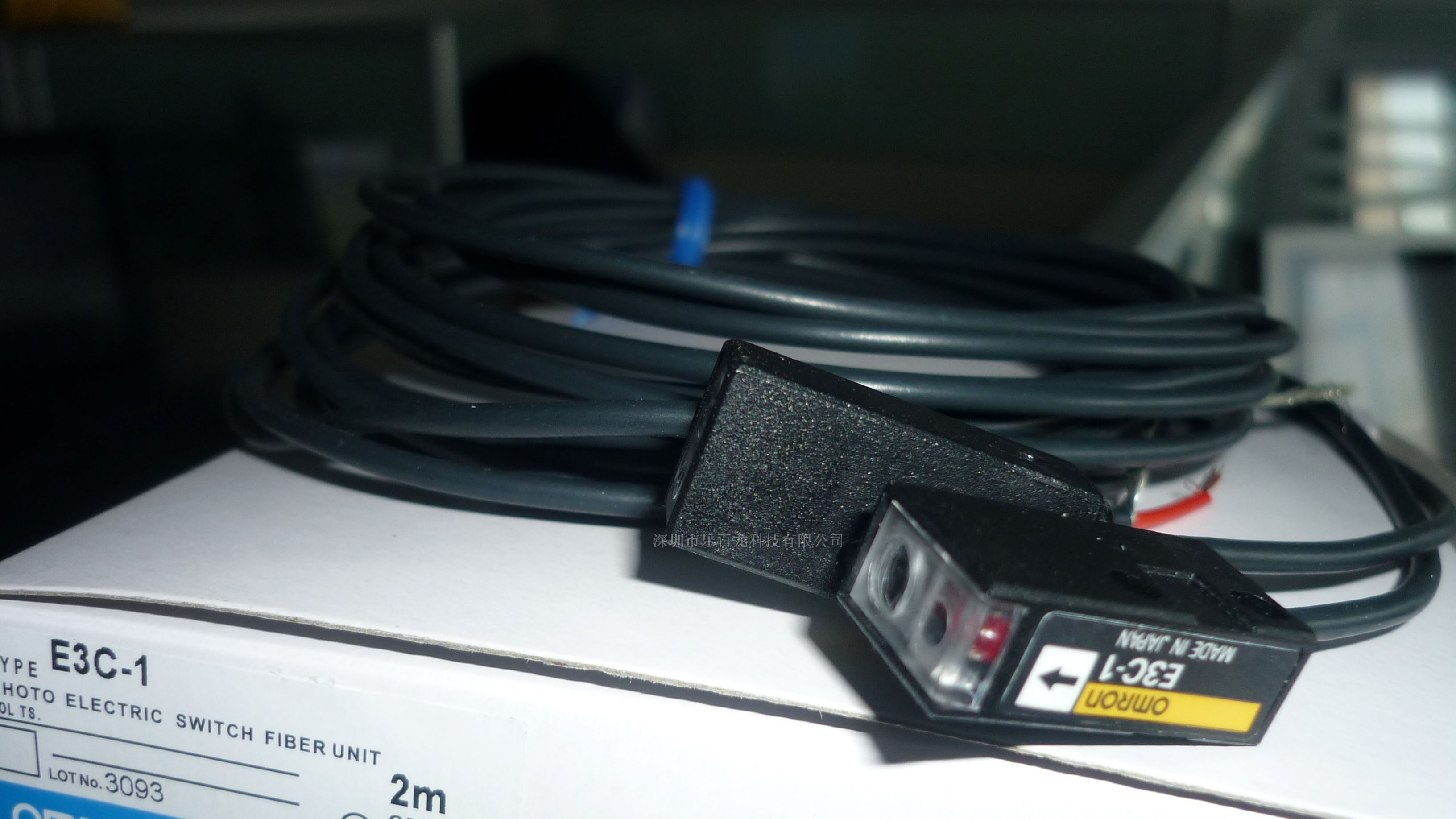 供应全新原包装欧姆龙接近开关E2C-X5A