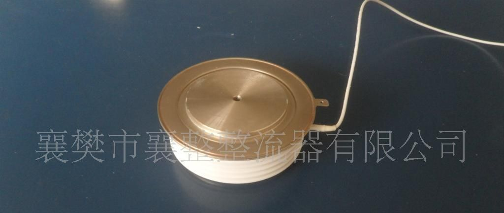 各种电压电流规格的双向晶闸管（可控硅）KS系列