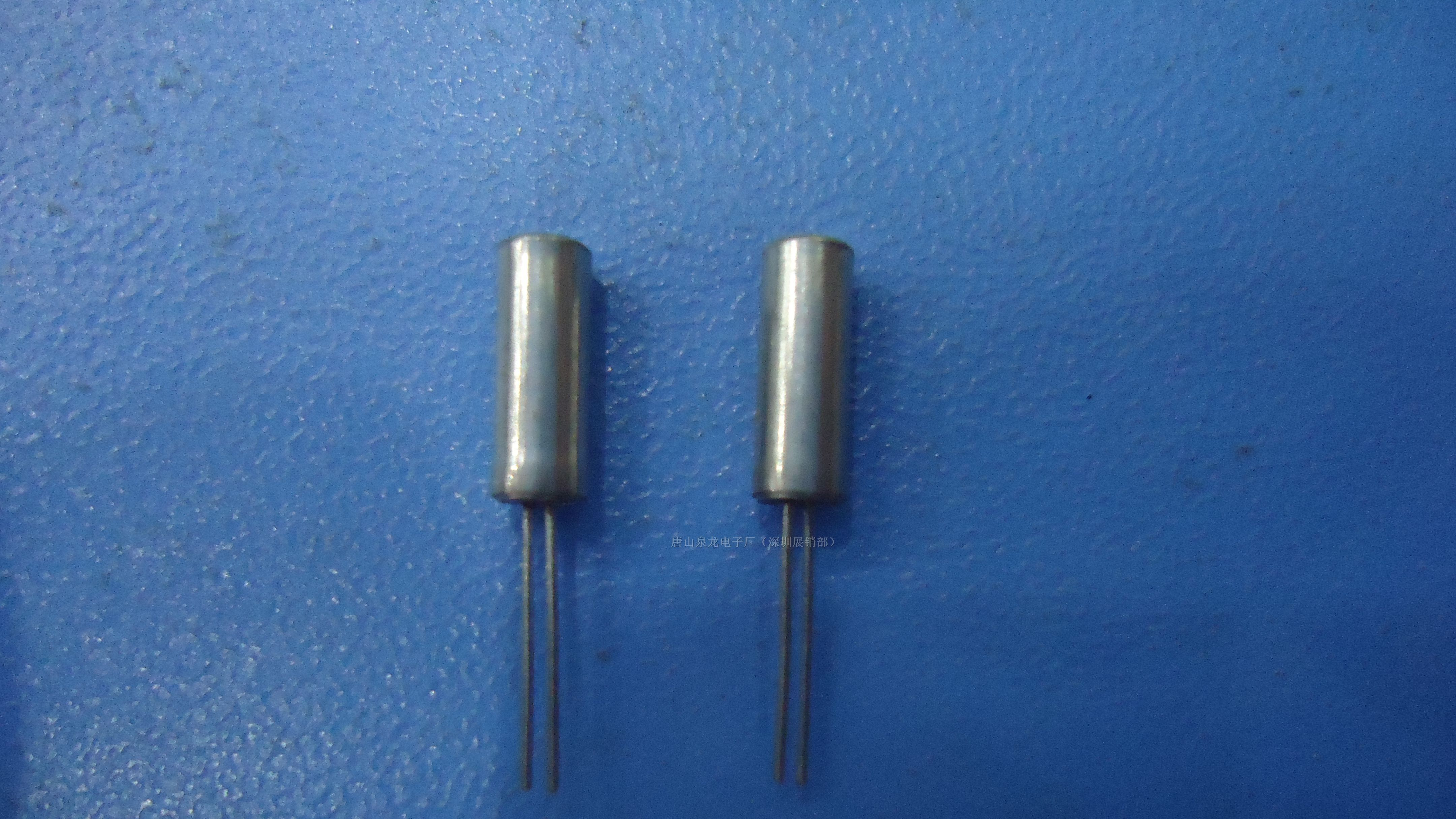 厂家供应柱晶10MHZ（圆柱形石英晶体谐振器）