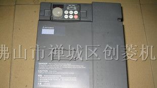 FR-A740-2.2K-CHT三菱变频器
