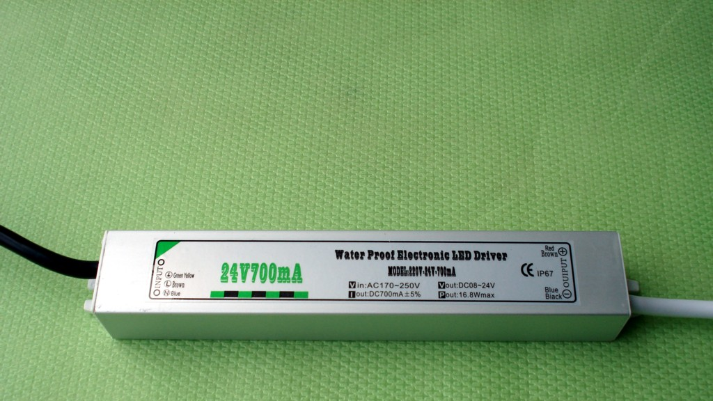 供应LED防水电源24V700MA