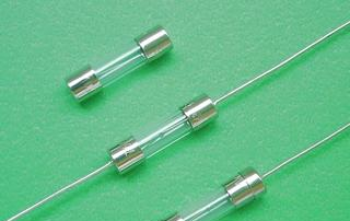 供应 厂家生产玻璃管保险丝1A 8A 5A 2A/250V 5*20mm