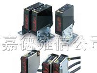 供应特价现货欧姆龙镜反射式光电开关E3Z-R61