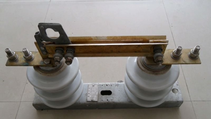GW9-10W/400A型户外交流高压隔离开关