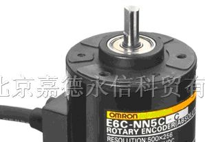 热销现货欧姆龙小型编码器E6A2-CW3C 100P/R