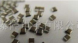 数码摄像机专用TDK贴片高压电容