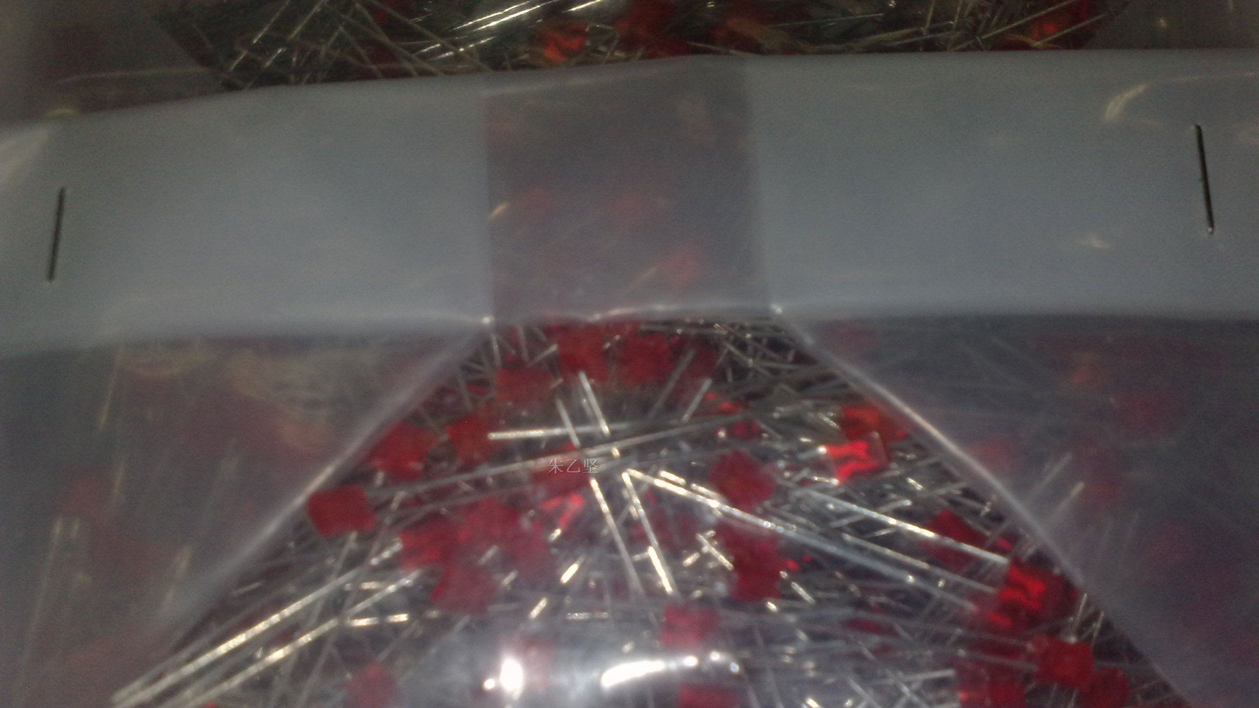供应LED发光二极管 2X3X4mm 红发红