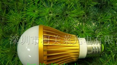 新款上市大功率LED球泡灯