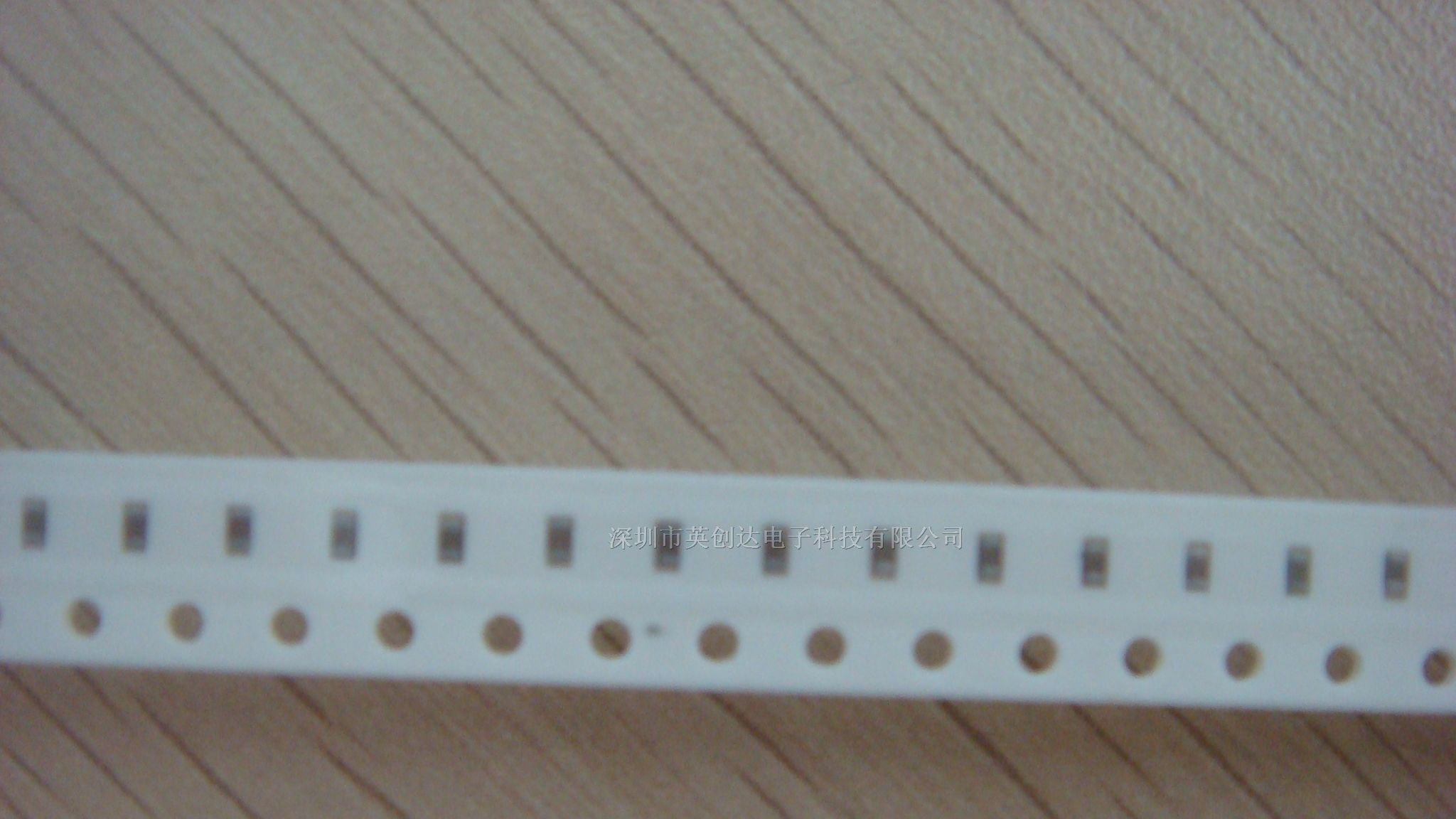贴片电容CL21A475KPFNNNE