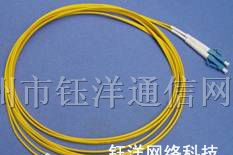 供应光纤连接器，光纤连接器价格咨询
