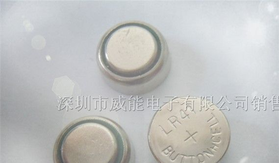 供应AG3/AG10/AG13碱锰电池 1.55V低价供应礼品专用